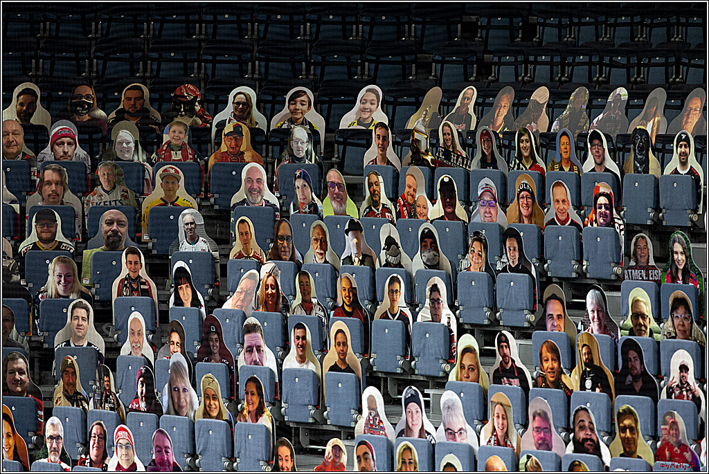 PENNY DEL;  Koelner Haie - Fischtown Pinguins Bremerhaven; Koeln, 12.02.2021